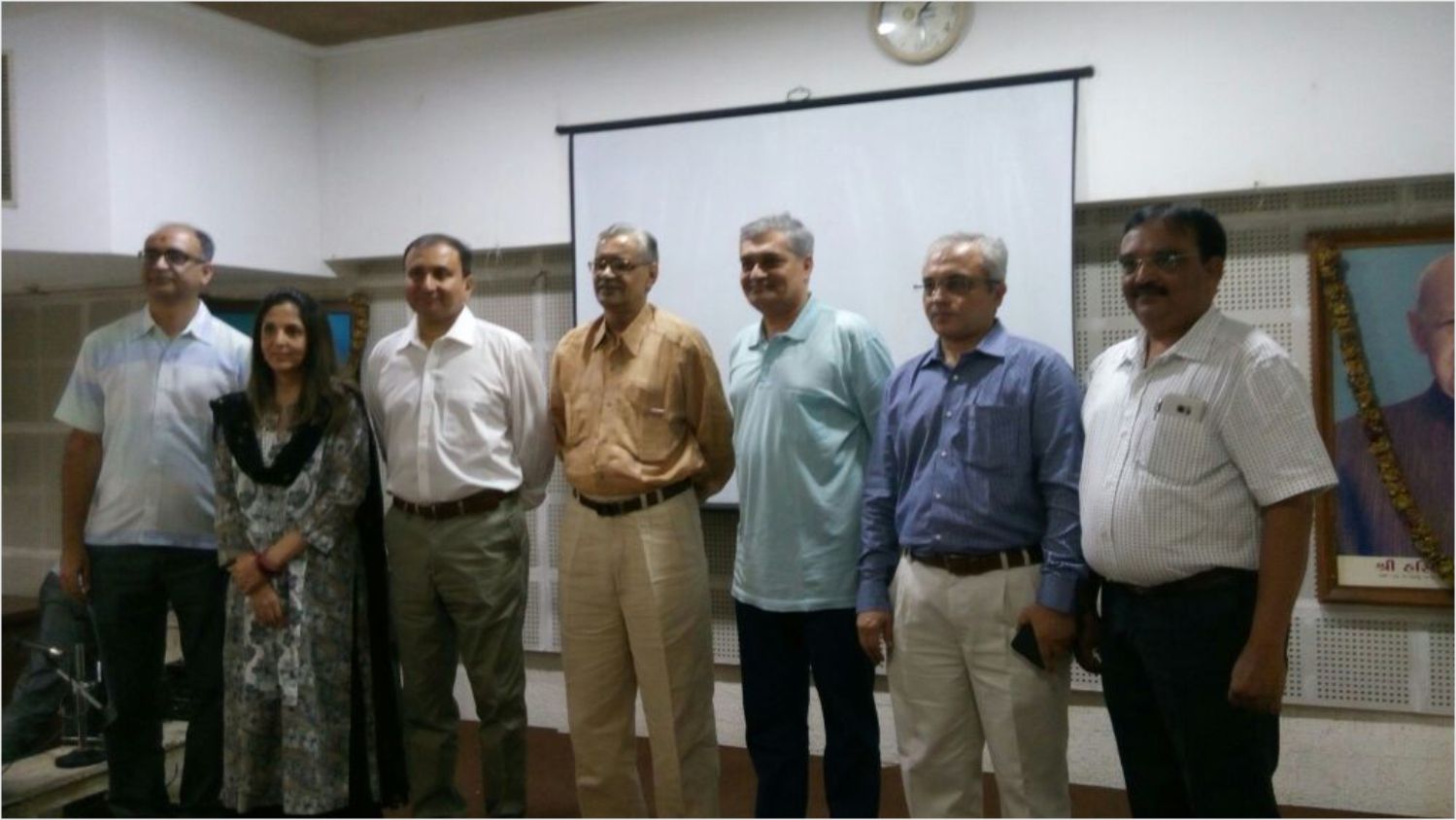 Dr. Sunil Anand, Alka Anand (Co-Founder Ananda Wellness) and committee members of HMAI Ahmedabad.